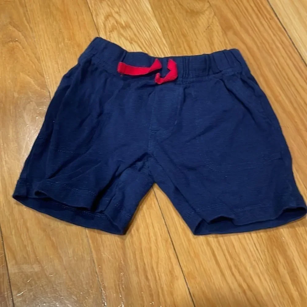 CARTER'S Carters 12 m shorts good condition
